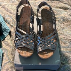 7.5 Wedge Juicy Couture