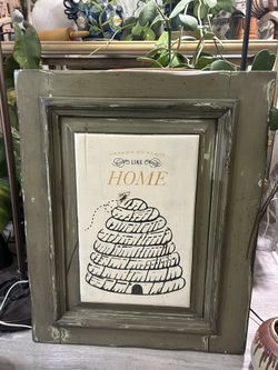 Honeybee Rustic Wood Art $35