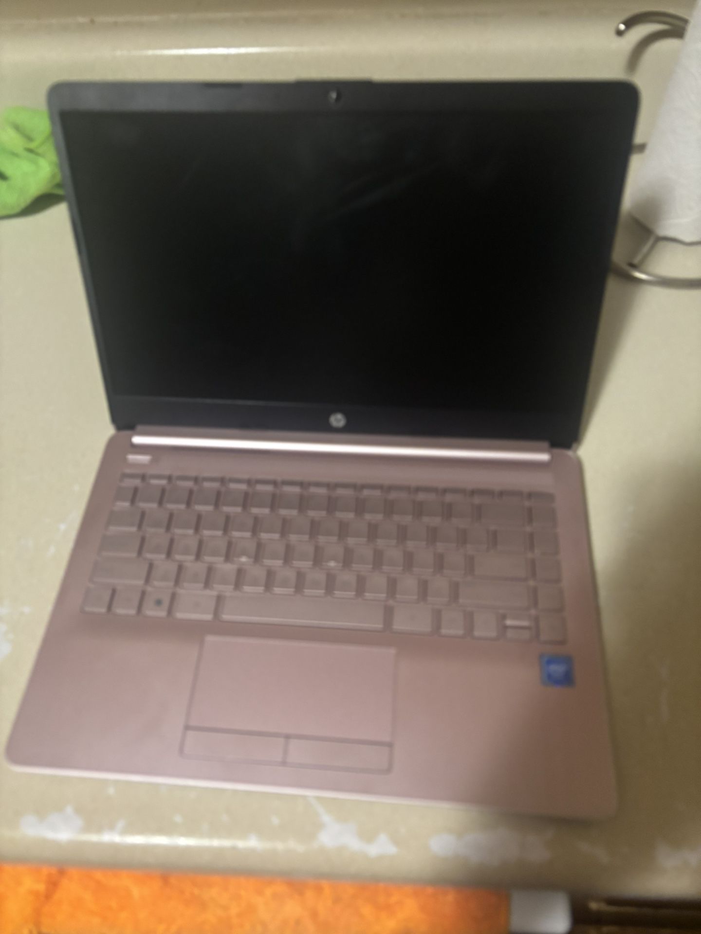 HP LAPTOP