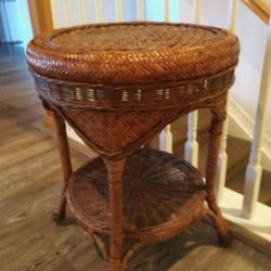 Wicker End Table (1)