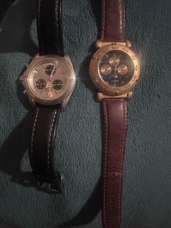 2 Wristwatches
