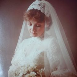 Women's VINTAGE WEDDING GOWN 