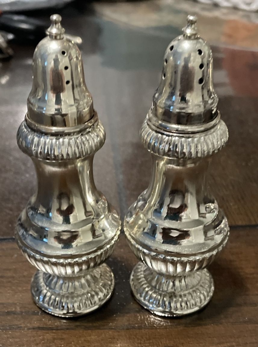 Vintage Victorian Style Metal Salt & Pepper Shakers, Silver