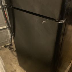 Kenmore Refrigerator 