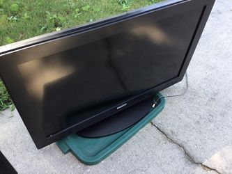 32” Sanyo Flat Screen TV.        Not Smart TV.  Ex. Cond.     $30