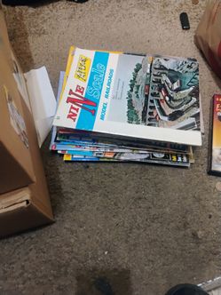 Vintage &new Toy train magazines lot 18