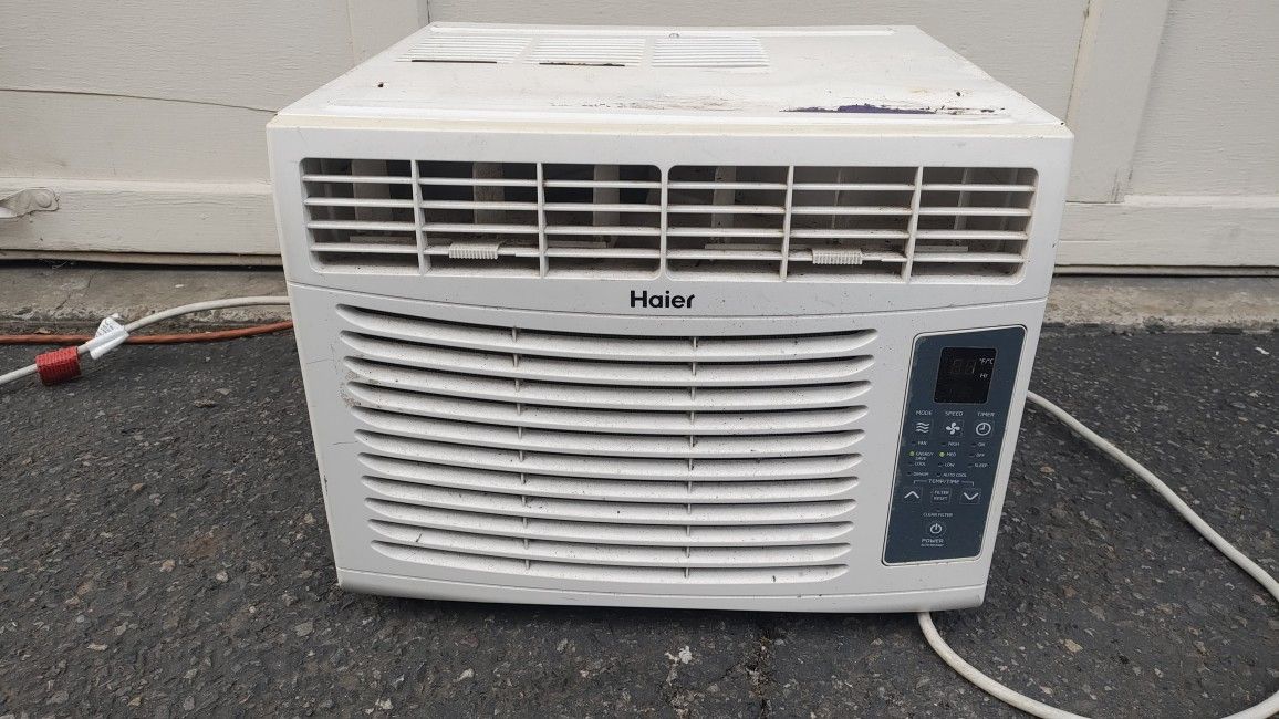 Window Air Conditioner