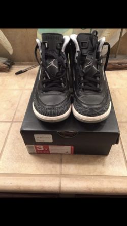 Kids Jordan Spizike Size 3Y