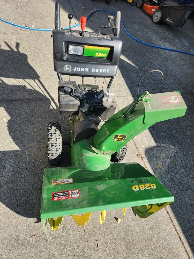 John Deer Snow Blower