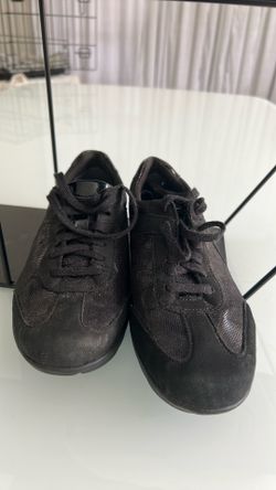 Women's size 7 ROCKPOINT  SNEAKERS