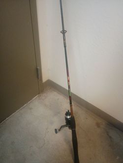 Shakespeare ugly stick rod and reel open face real brand new