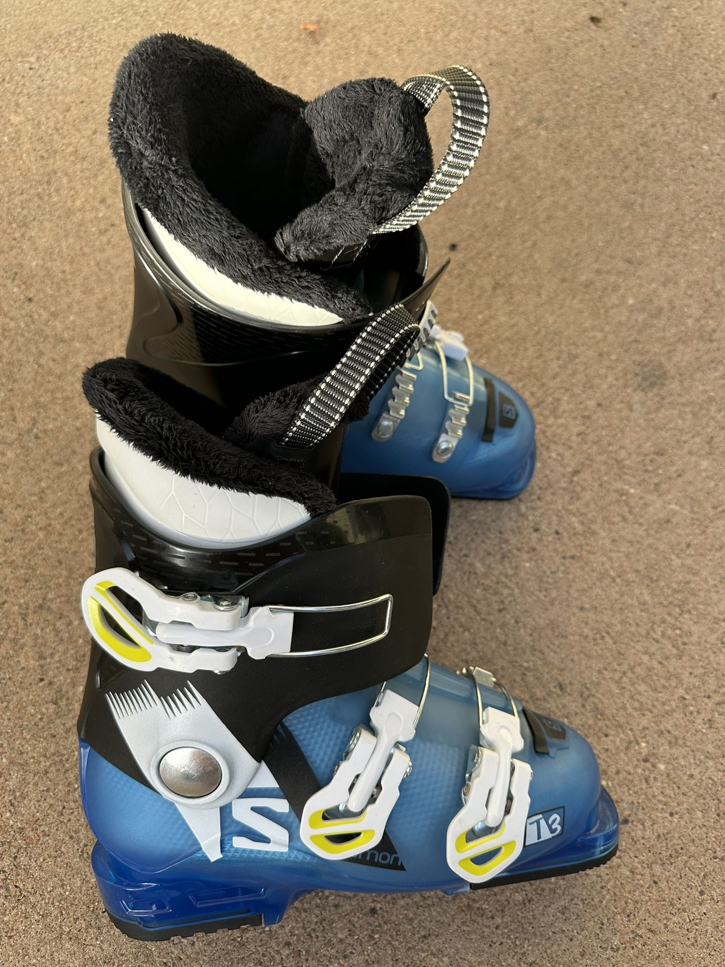 New Ski Boots, Salomon, Size 22 (265mm)