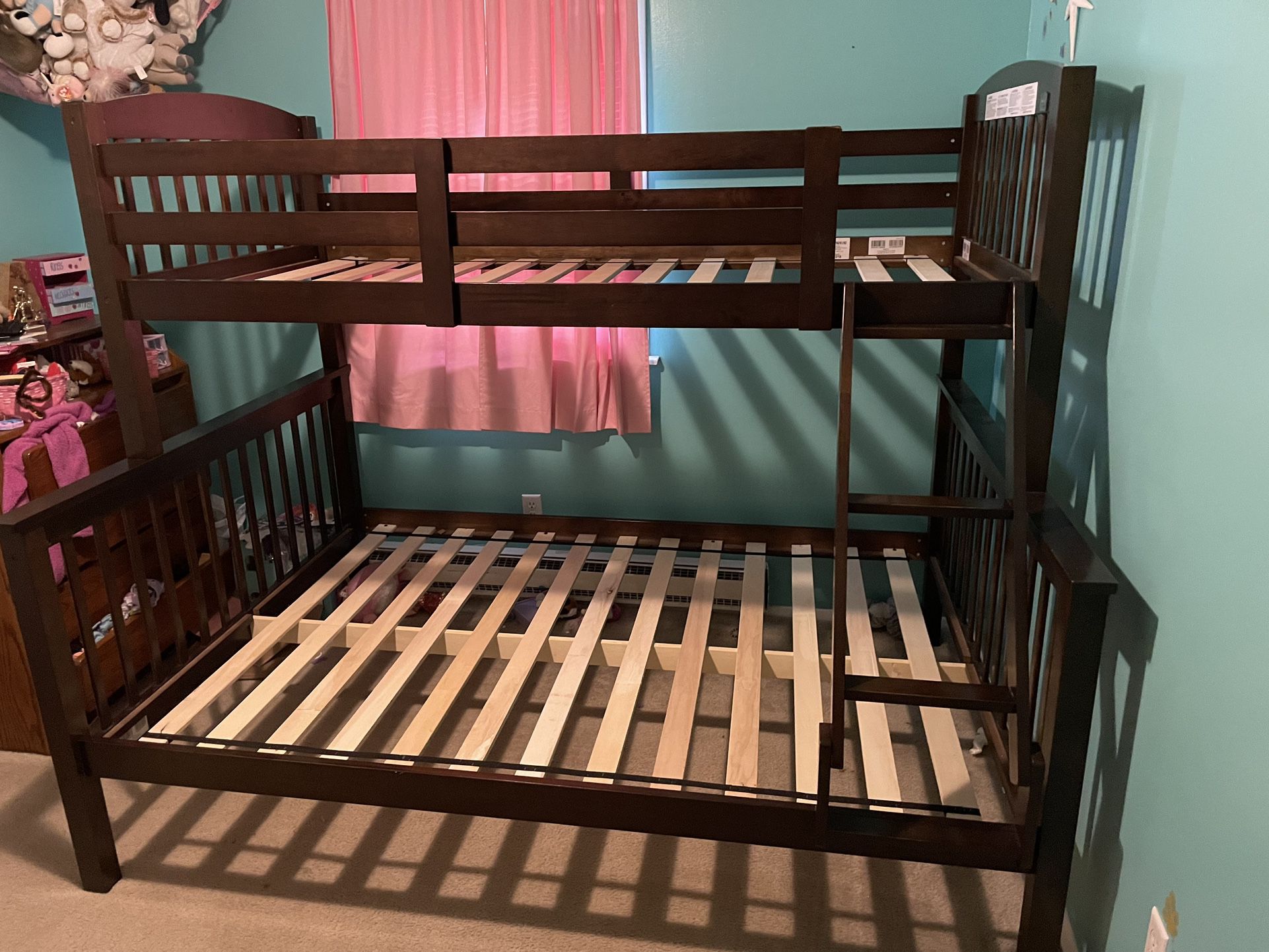 Twin over Full Bunk bed 