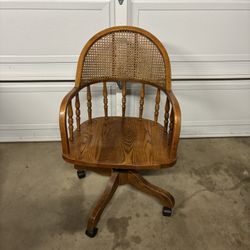 Oak Swivel Chair 
