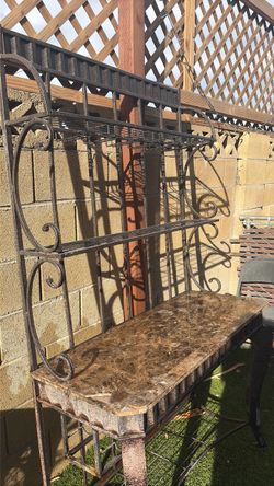 Bakers rack