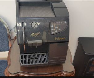 Steaming Automatic Espresso Machine Saeco Magic Deluxe