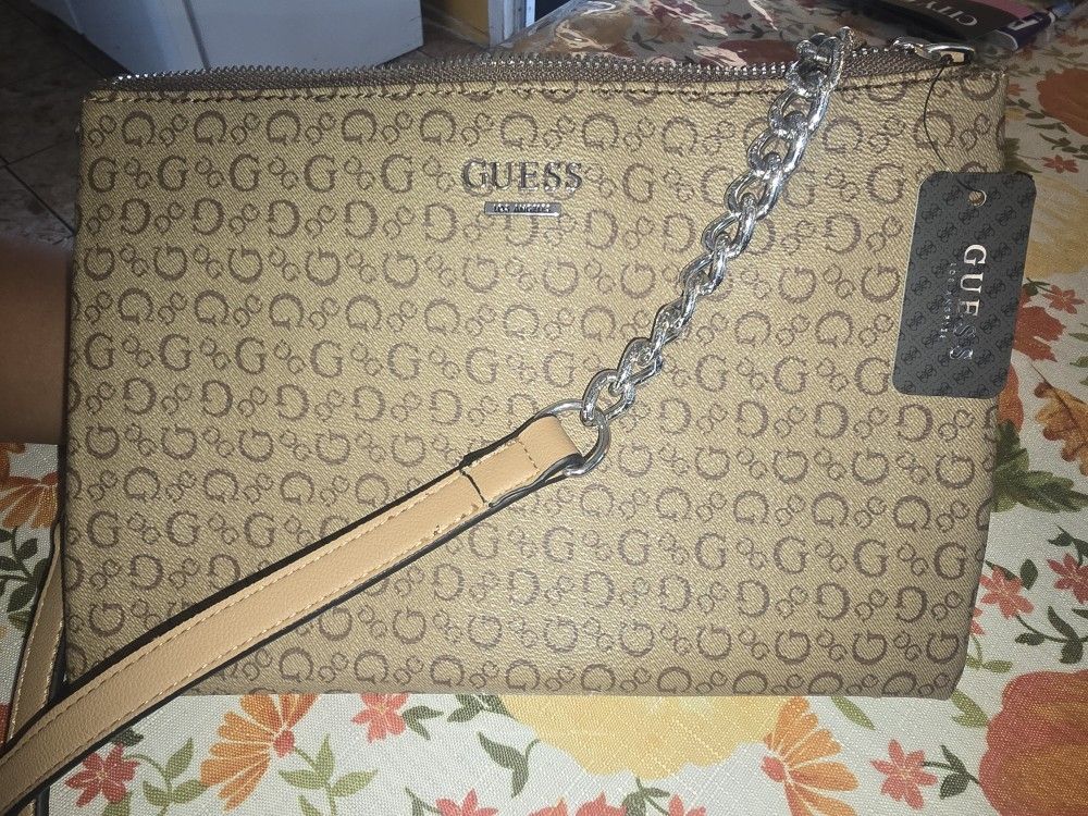 Guess Bag *Send Offers