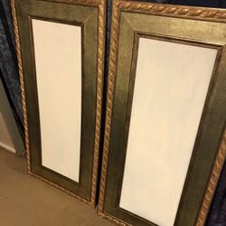 2 Picture Frames