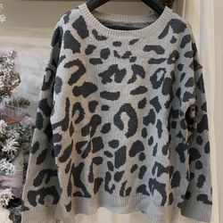 Beautiful Leopart sweater
