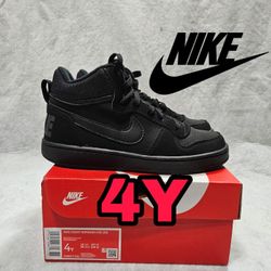 Nike Court Borough Mid Triple Black 4y Worn 2x