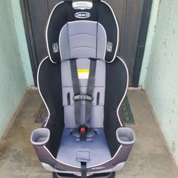 Graco Extend Fit Booster Car Seat Expires 2028