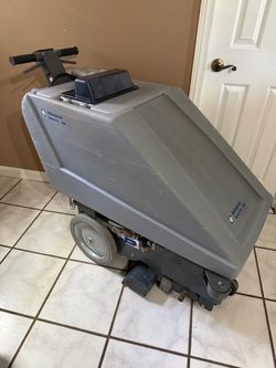 Advance Selectric 20E Carpet Extractor