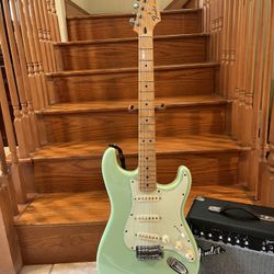 Fender MIM LTD Edition Stratocaster W/ Fender Amp