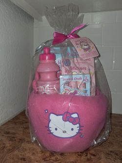 HELLO KITTY