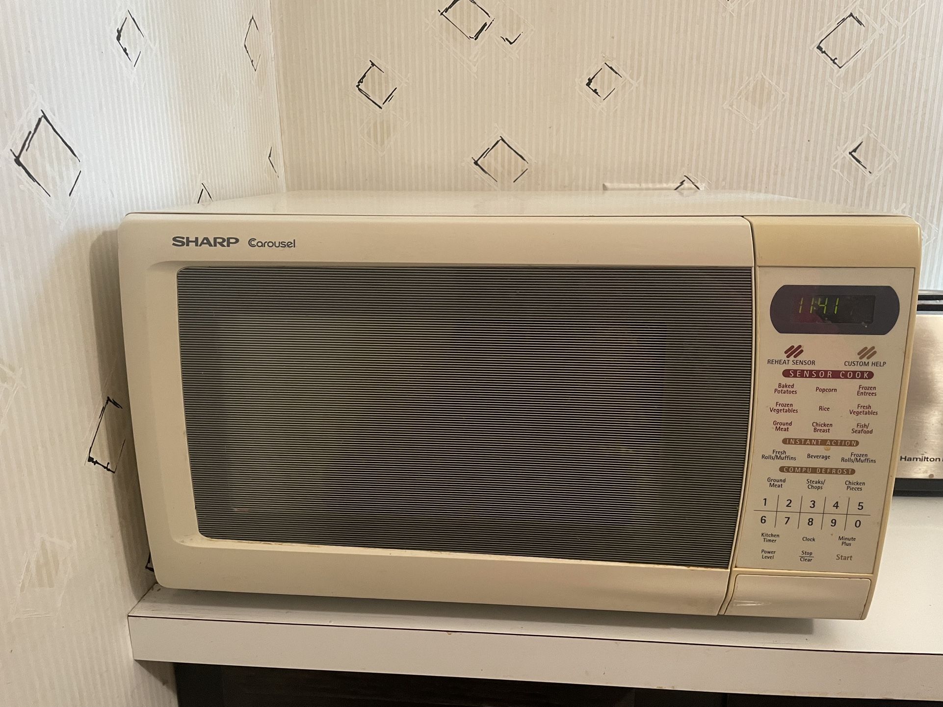 Sharp Microwave 20” w X15” X 12” h
