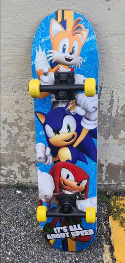 Sonic the Hedgehog 31" Skateboard - Pre-owned