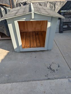 1x And 1/2 Large Dog House Shingle Roof Guarantee No Leak Lifted From The Ground