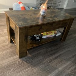 Coffee Table / Little Chest