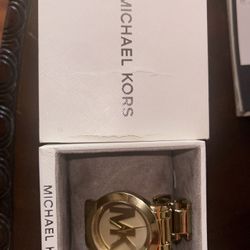 MK watch