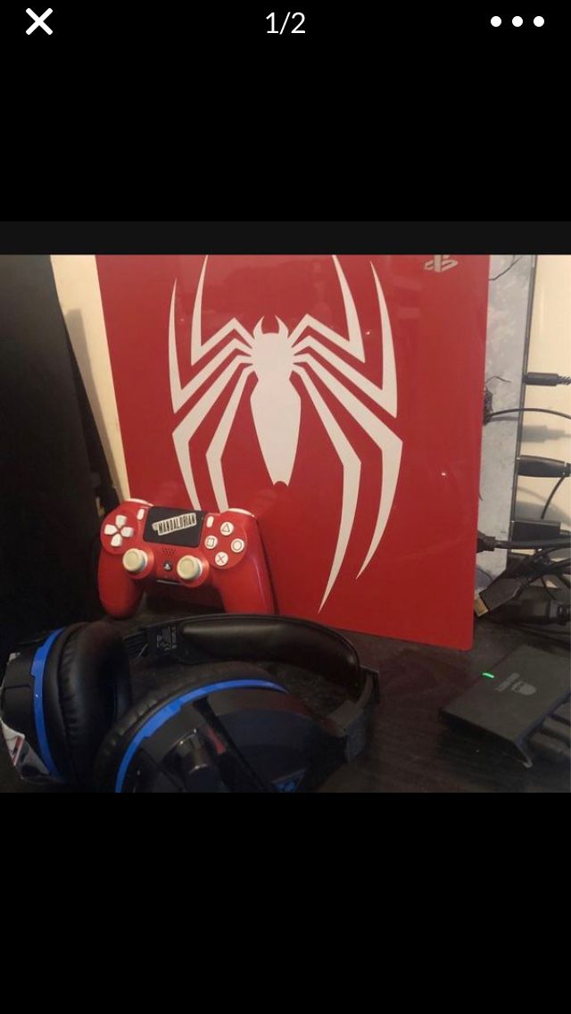 Spider-Man ps4 pro console