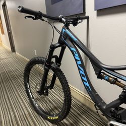 Pivot Mach 4 Full Carbon 