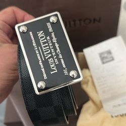 Men’s Louis Vuitton Reversible Belt 