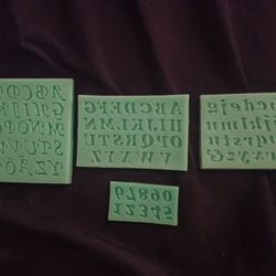 SILICONE MOLDS