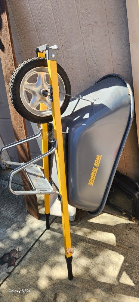 Wheelbarrow True Temper