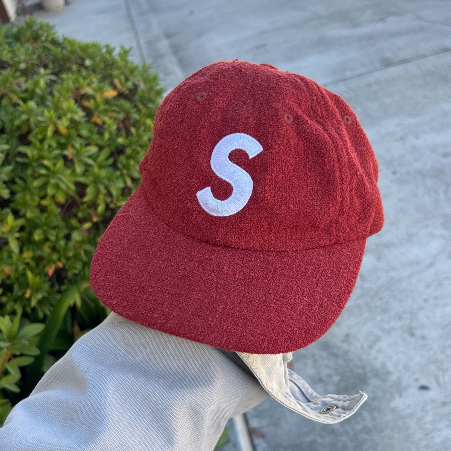 Supreme Hat