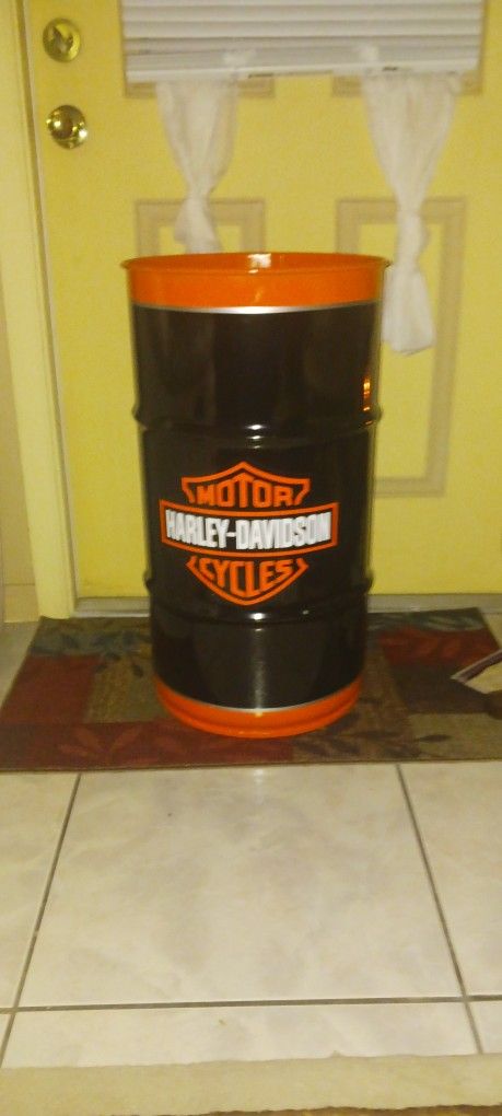 Heavy Duty Steel Comma Authentic Harley Davidson Trash Can