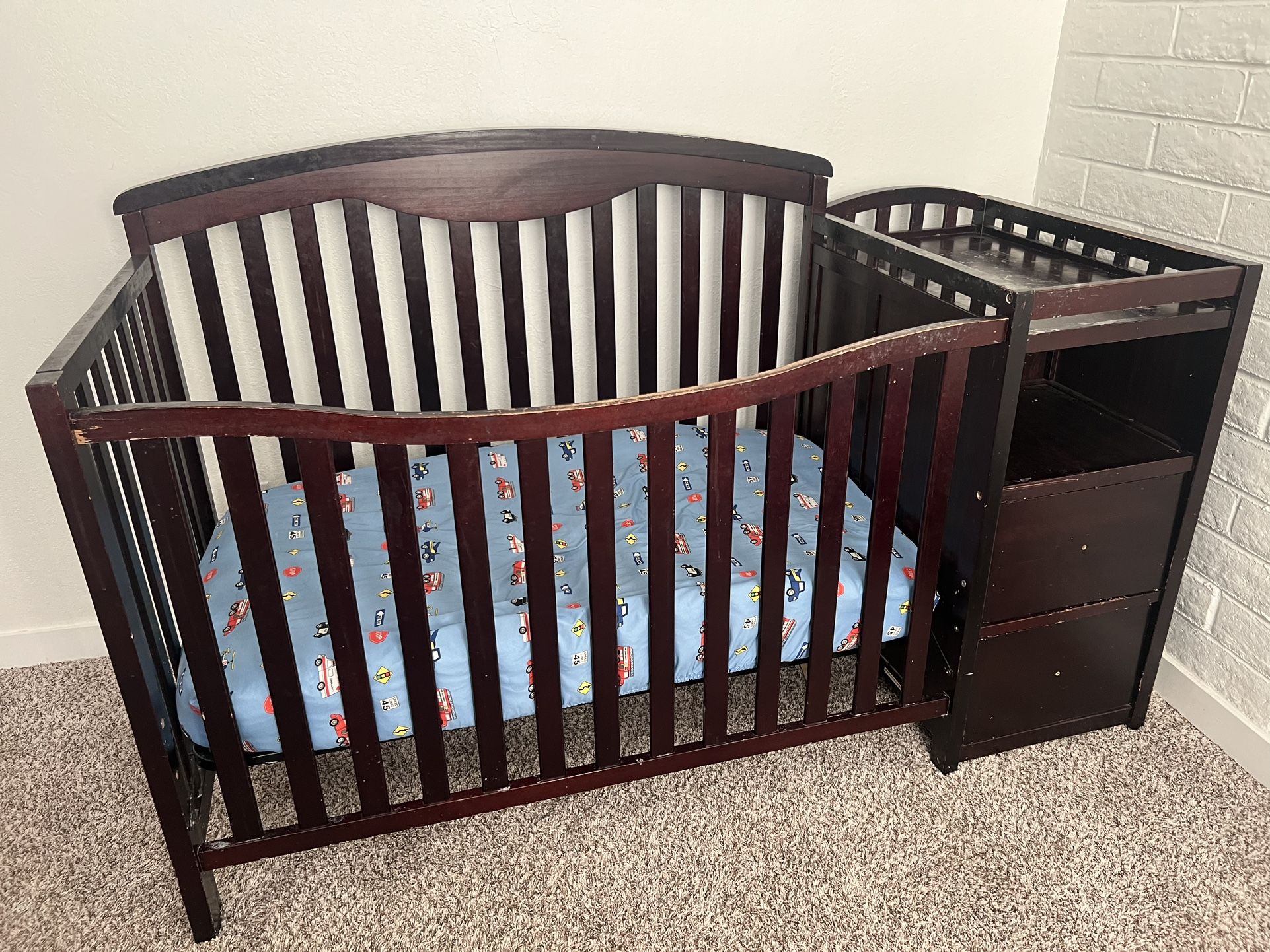 Baby Crib With Changing Table