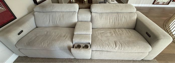 Power Reclining Sofa with Center Console