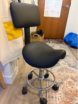 Desk/Work Chair