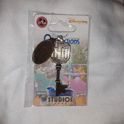 Disneyland PARIS HTH HOLLYWOOD TOWER HOTEL KEY collection