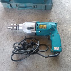 Makita hammer drill tool