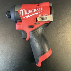 Milwaukee M12 1/4in Hex Impact Driver TOOL ONLY