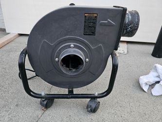 Central Machinery 13 gallon portable dust collector