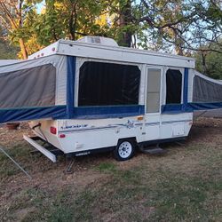 05 Starcraft Pop-up Camper