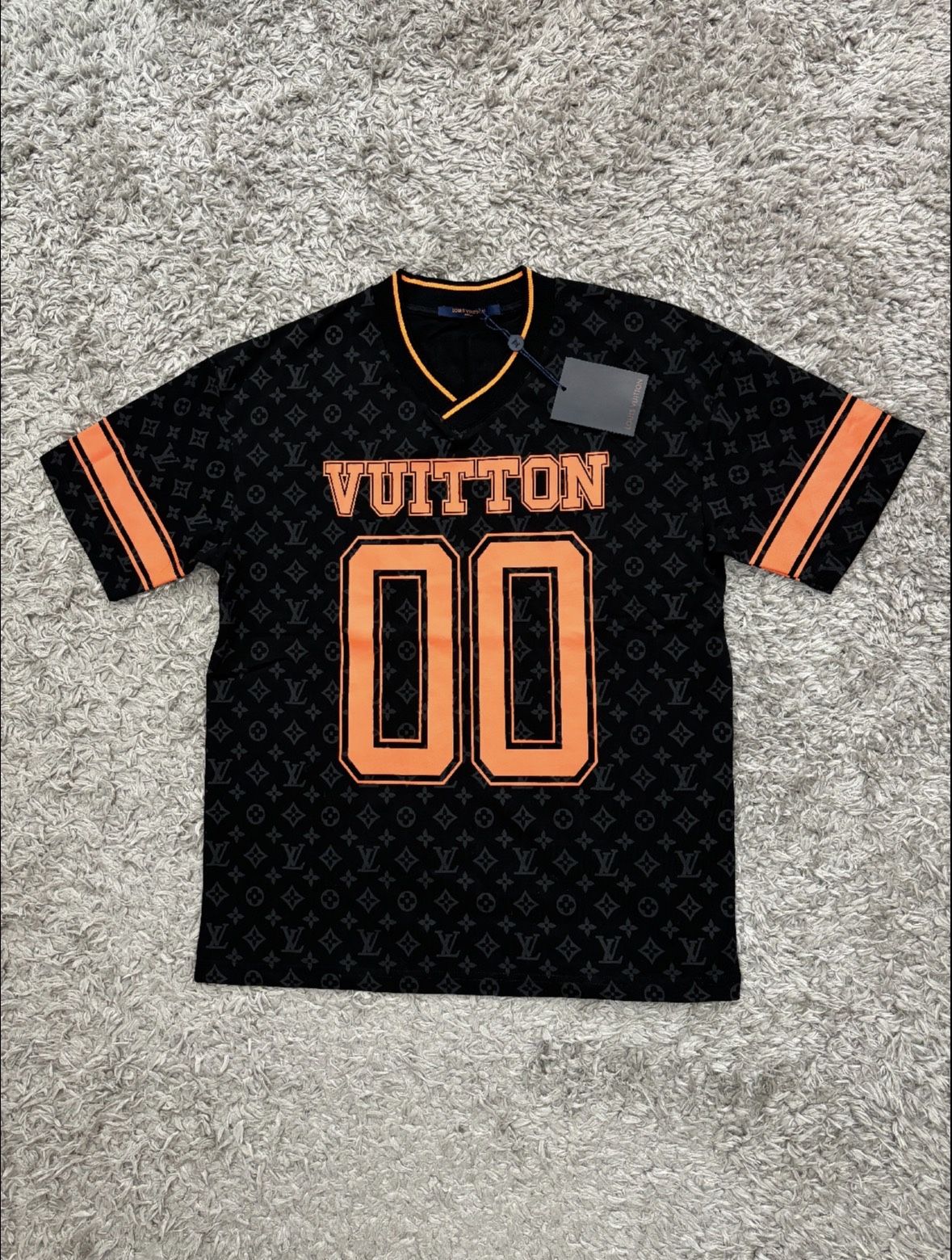 Lv Shirt Size L