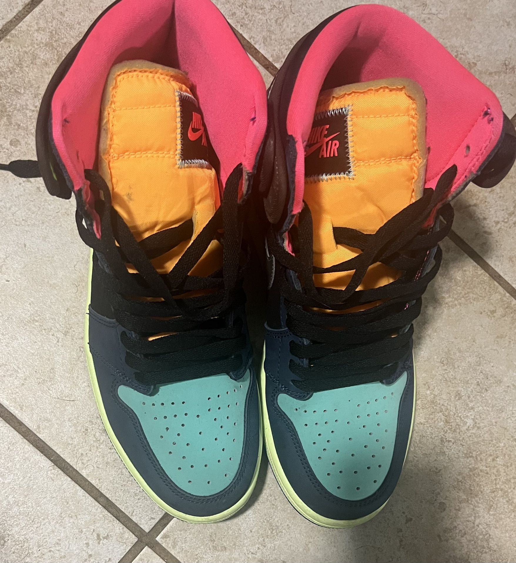 Air Jordan 1 Retro High 'Tokyo Bio Hack'